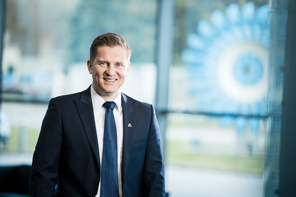 pic_michael-waupotitsch_nonwoven-and-textile (1)