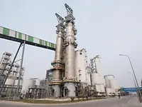 Continous Lo-Solids cooking with pre-hydrolysis vessel