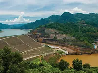 Hoa Binh - Da River