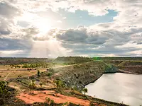 There used to be a gold mine in the Australian town of Kidston. Today, there are two disused pits here filled with water.